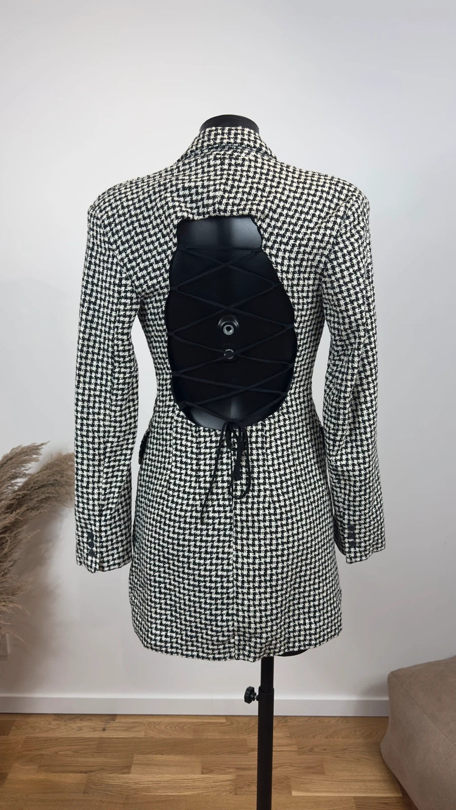 Robe tweed dos nu Zara taille S